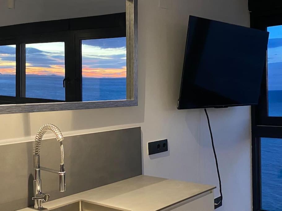 Estupendo Apartamento En Planta 23 Primera Linea เบนิดอร์ม ภายนอก รูปภาพ